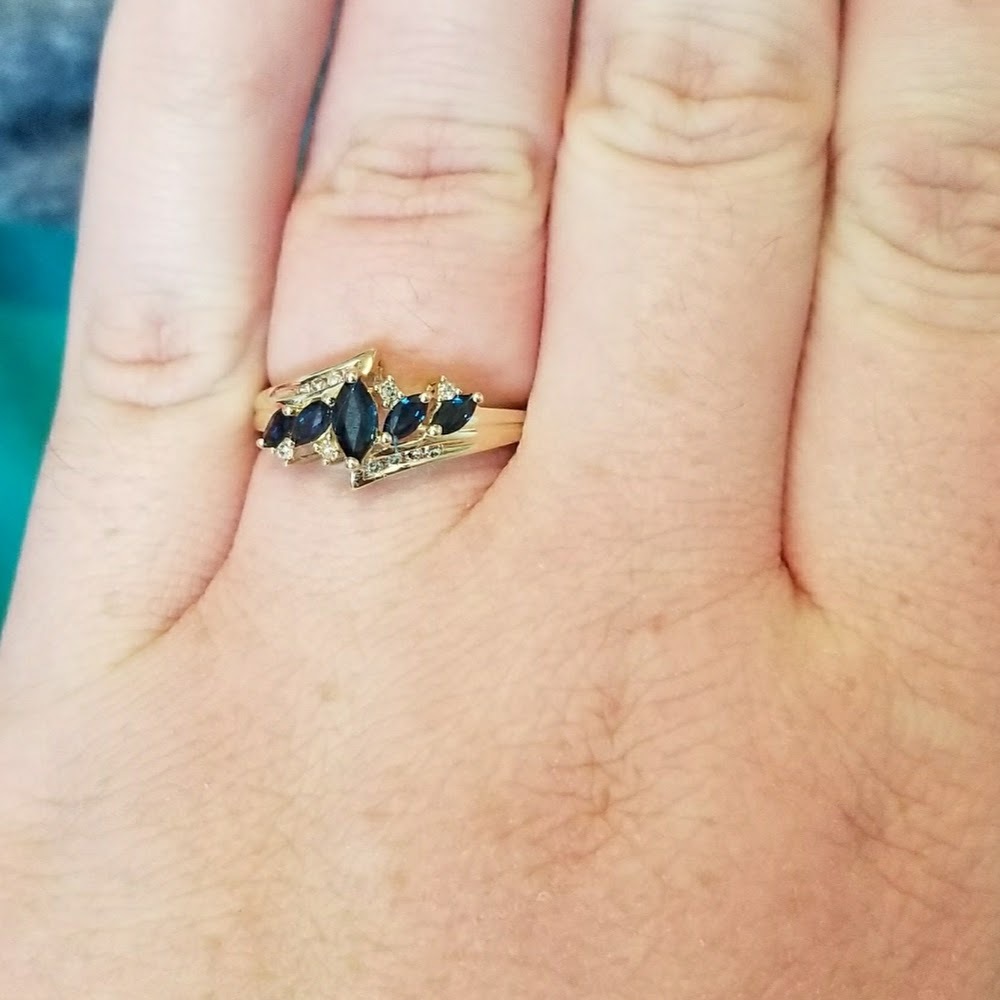 Meet your Posher, Nicole